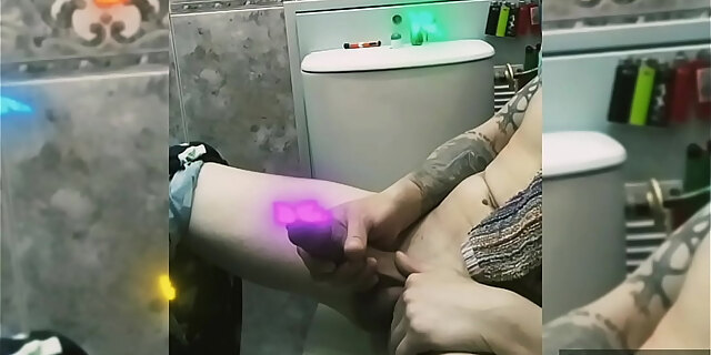 bathroom,solo